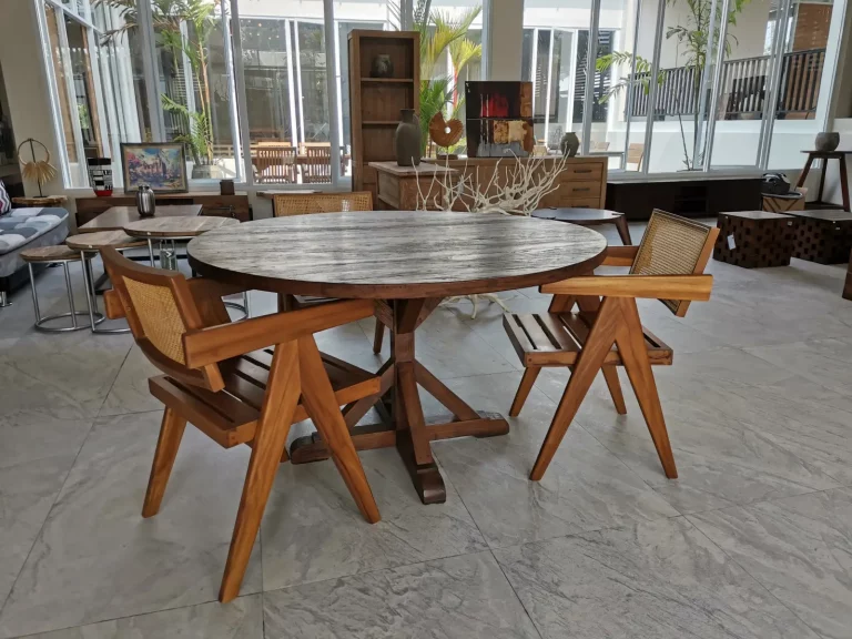 kontraktor custom furniture